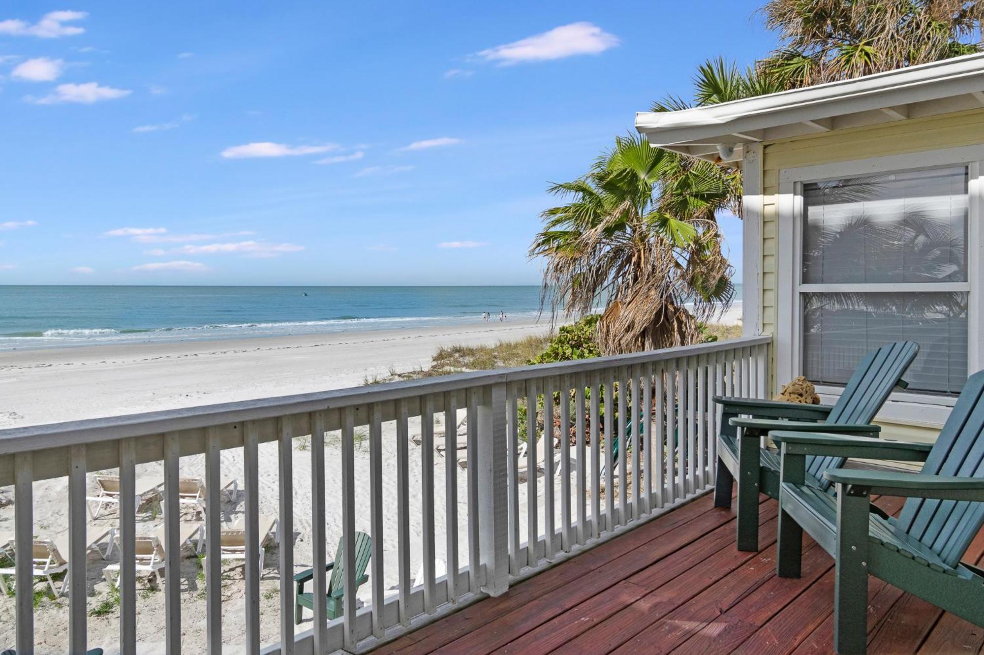 Sand Glo Villas Indian Rocks Beach Eksteriør billede