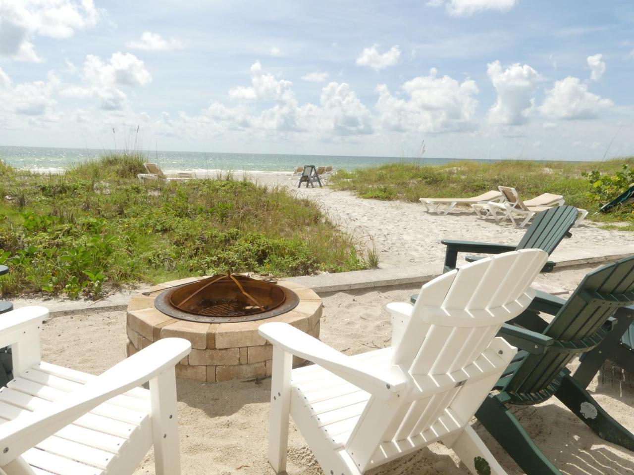 Sand Glo Villas Indian Rocks Beach Eksteriør billede